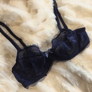 Victoria’s Secret Bra, Unlined Demi, (Navy) 34B
